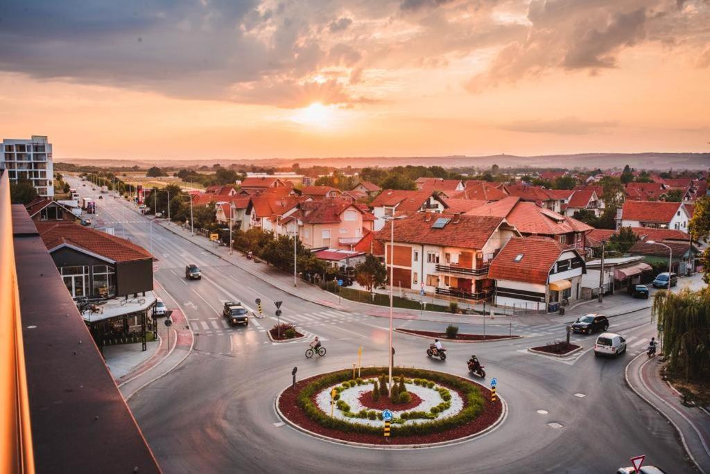 Sky Apartmani & Spa Leskovac  Zewnętrze zdjęcie